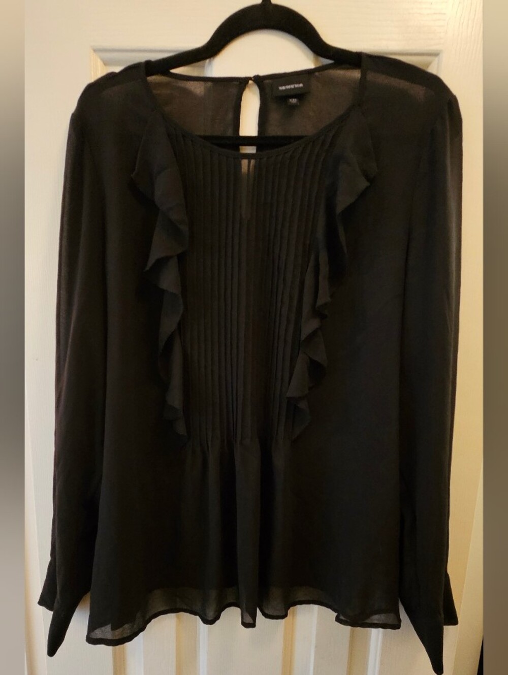 Who What Wear Black Ruffle Pintuck Peasant Blouse